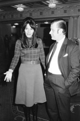 Julia and Eric Morley British TV host and the founder of the Miss - Old Photo 1