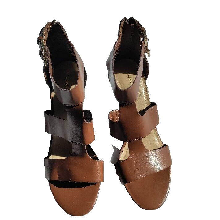 Liz Claiborne Women 9 Brown Zip Back Side Buckle Heels Party Resort Wedding Boho