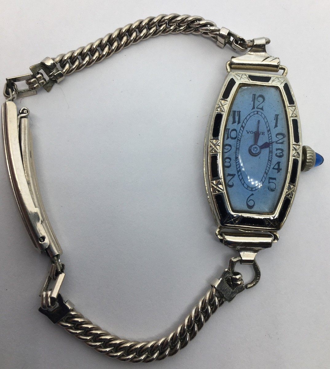 18k Antique VOGUE Swiss Ladies Watch, 18k Karat solid White 