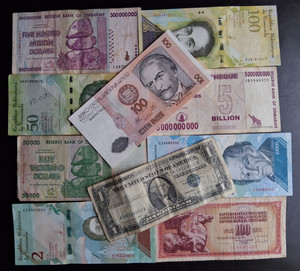 World Foreign currency 10 *small and Large Bank Notes* lot F349