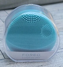 FOREO - Luna Play Plus -Mint NEW FACIAL Cleansing and Massage Device 