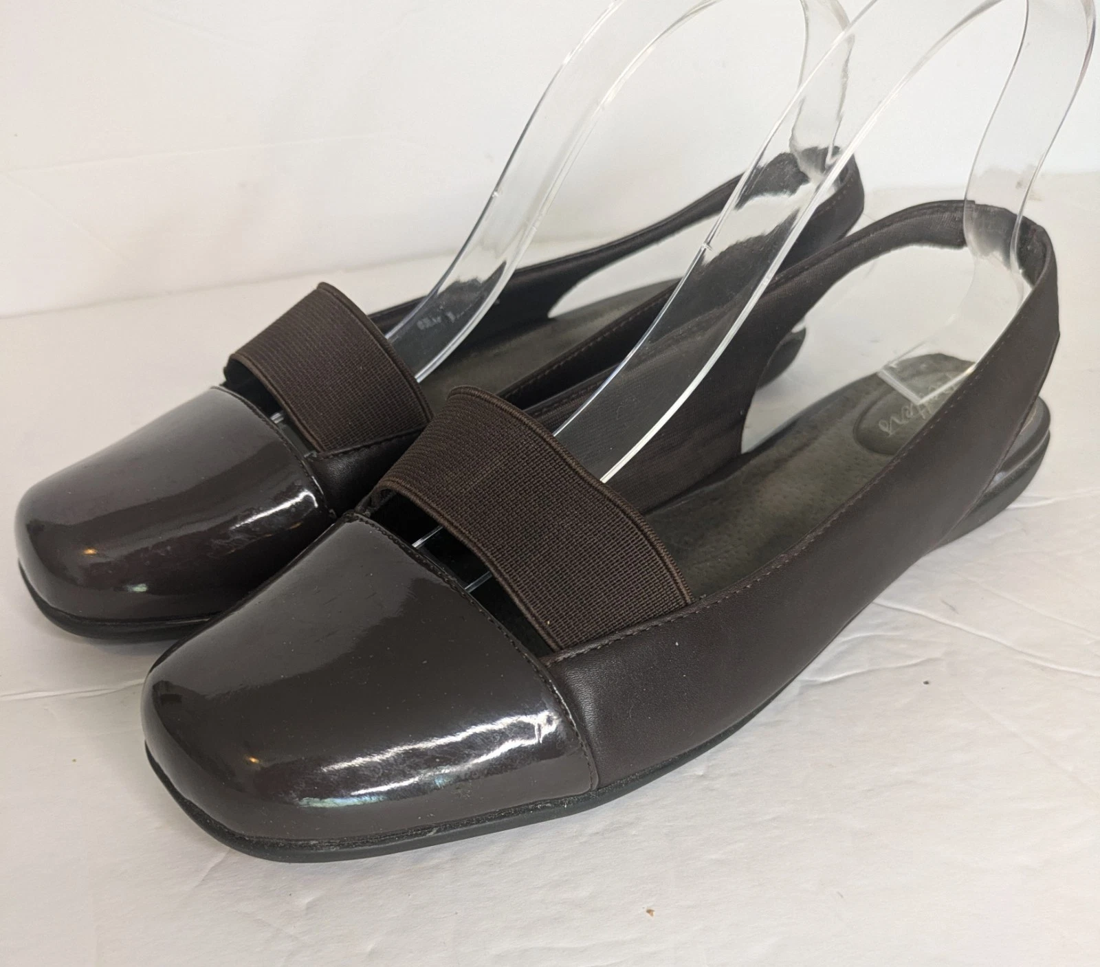 Trotters Sarina Flats Brown Patent Leather Elastic Strap Slingback Shoe 9.5M