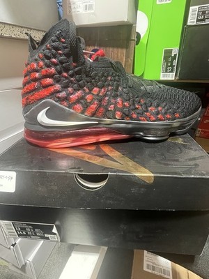 Nike LeBron 17  Infared 