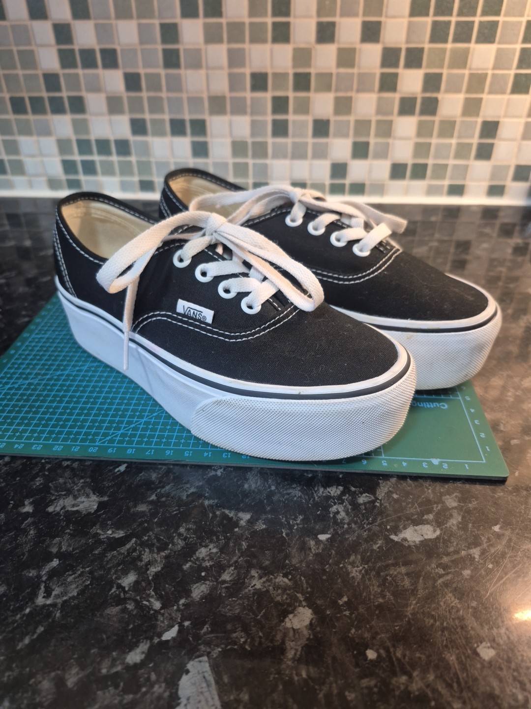 VANS AUTHENTIC STACKFORM Trianers - Black/True Wh… - image 1