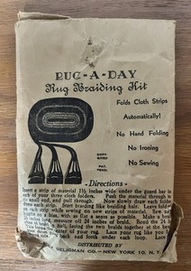 Vintage “Rug-A-Day” Rug Braiding Kit by Seligman Incl. Instructions 4 Folders