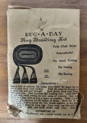 Vintage “Rug-A-Day”  Rug Braiding Kit by Seligman Incl. Instructions 4 Folders