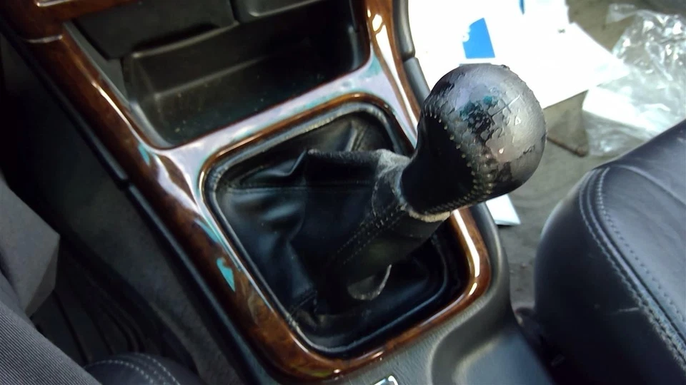 Used Steering Wheel Air Bag fits: 2000 Subaru Legacy driver wheel 2.5L L model G Foto 2 de 4