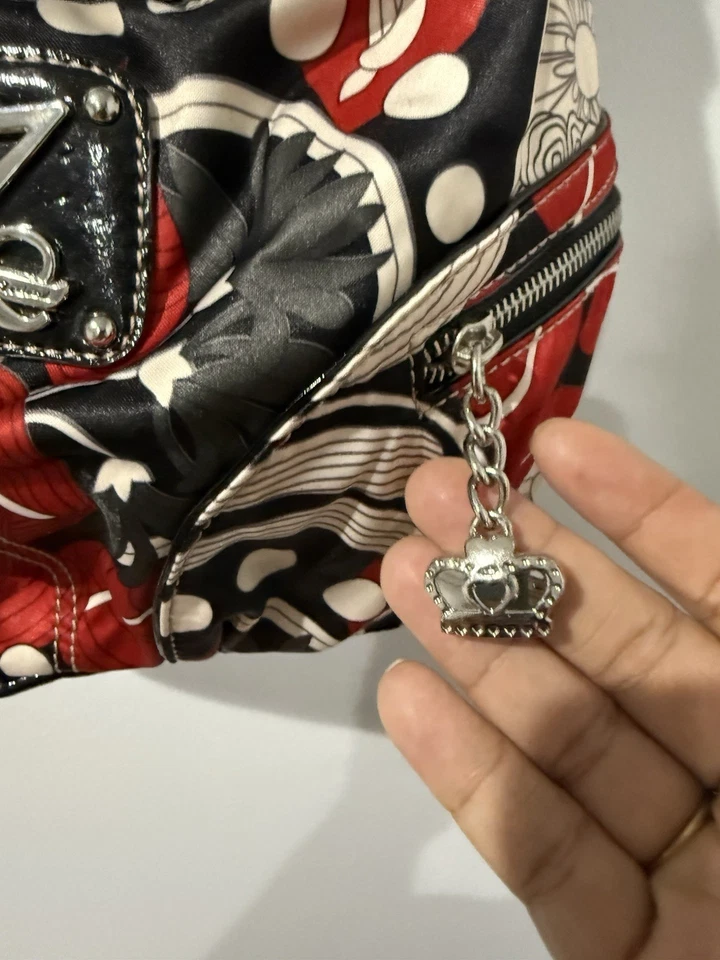 Bolso de Mano Kathy Van Zeeland Hobo Rojo Blanco Negro Acentos de Cuero Abstracto Y2K P Foto 4 de 4