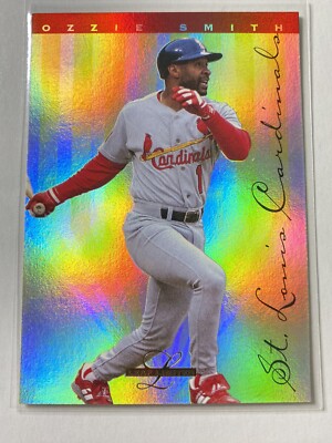 OZZIE SMITH * 1995 Leaf Limited #62 St. Louis Cardinals Prism Foil Baseball Card
