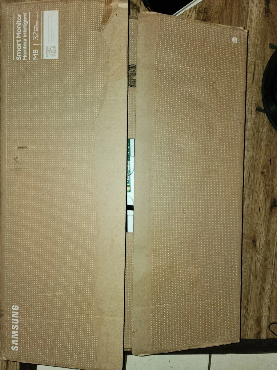 Samsung M8 32