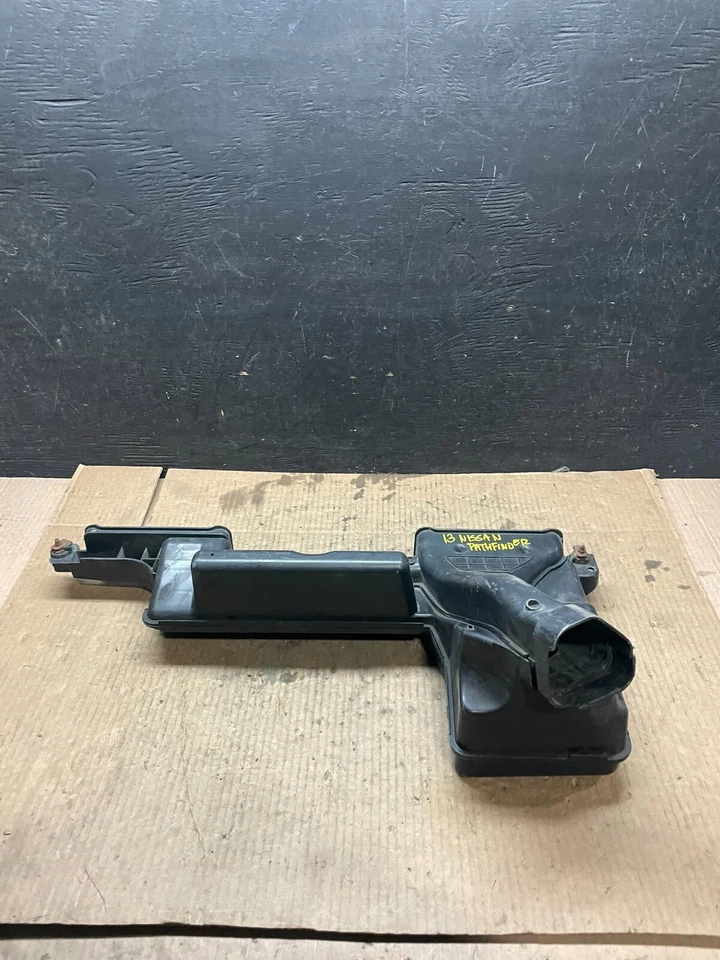 2013 to 2016 Nissan Murano Upper Air Intake Duct J7500 - Image 4 of 4