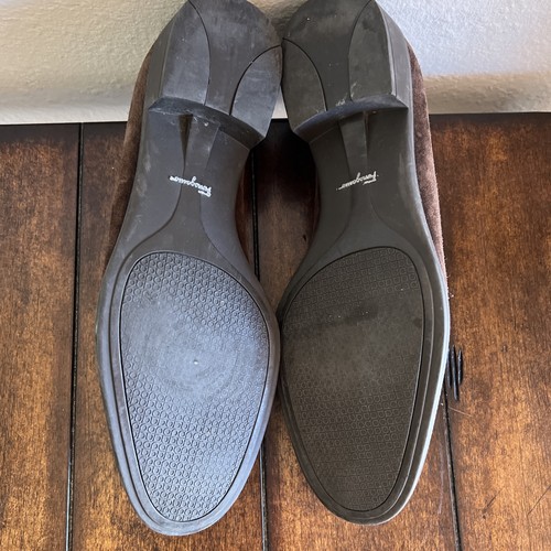 Salvatore Ferragamo Damen Lorena Halbschuhe 9,5 B Braun. " Gancini Hardware - Bild 18 von 21