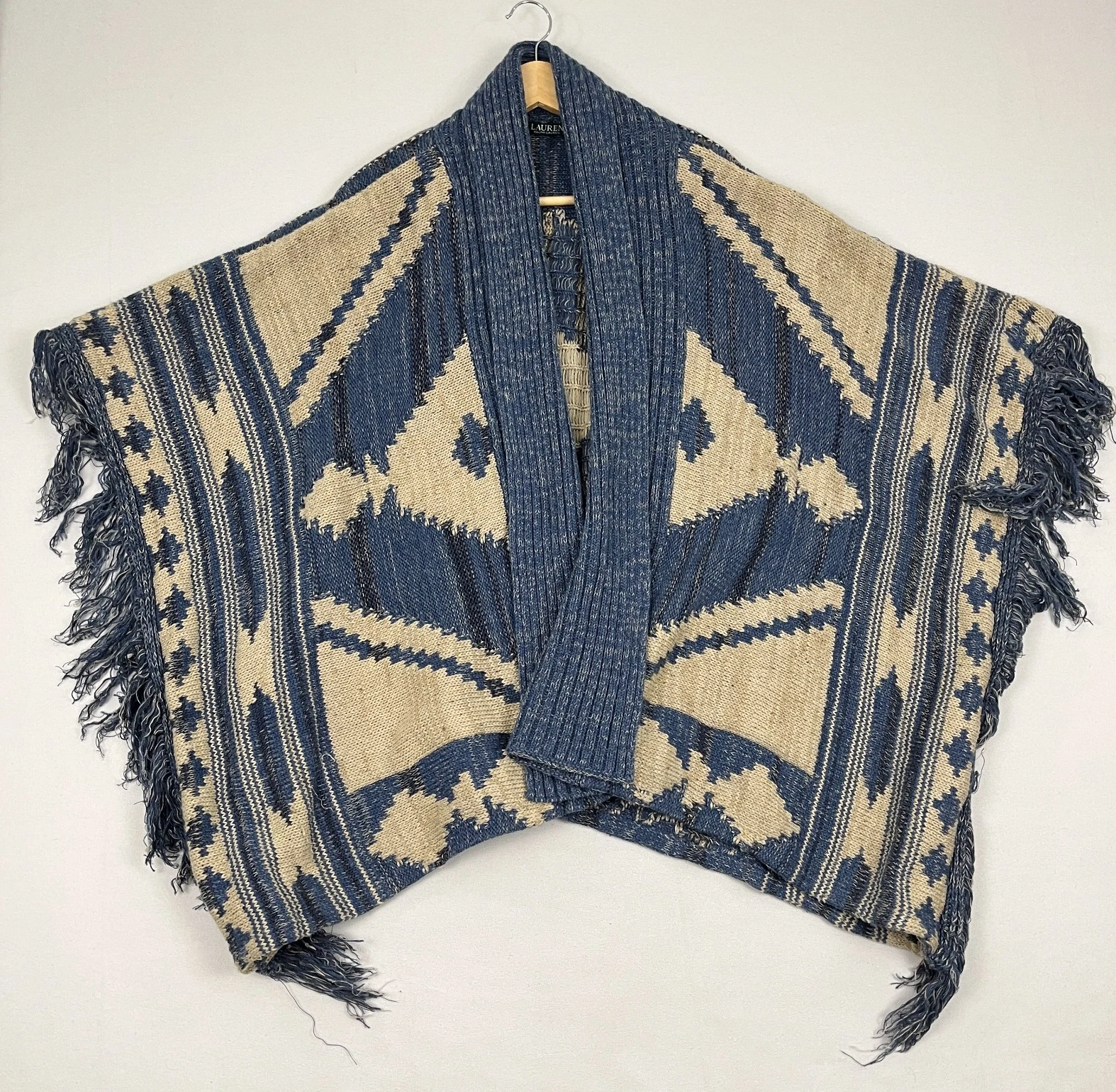 Ralph Lauren Poncho Cardigan Womens M Wool Linen Aztec Native Open Heavy Fringe
Opens in a new windo