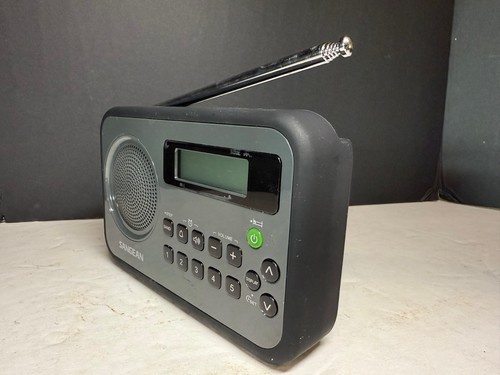 Sangean PR-D18 FM-Stereo / AM Digital Tuning Portable Radio Receiver,Gray/Black - Picture 6 of 14