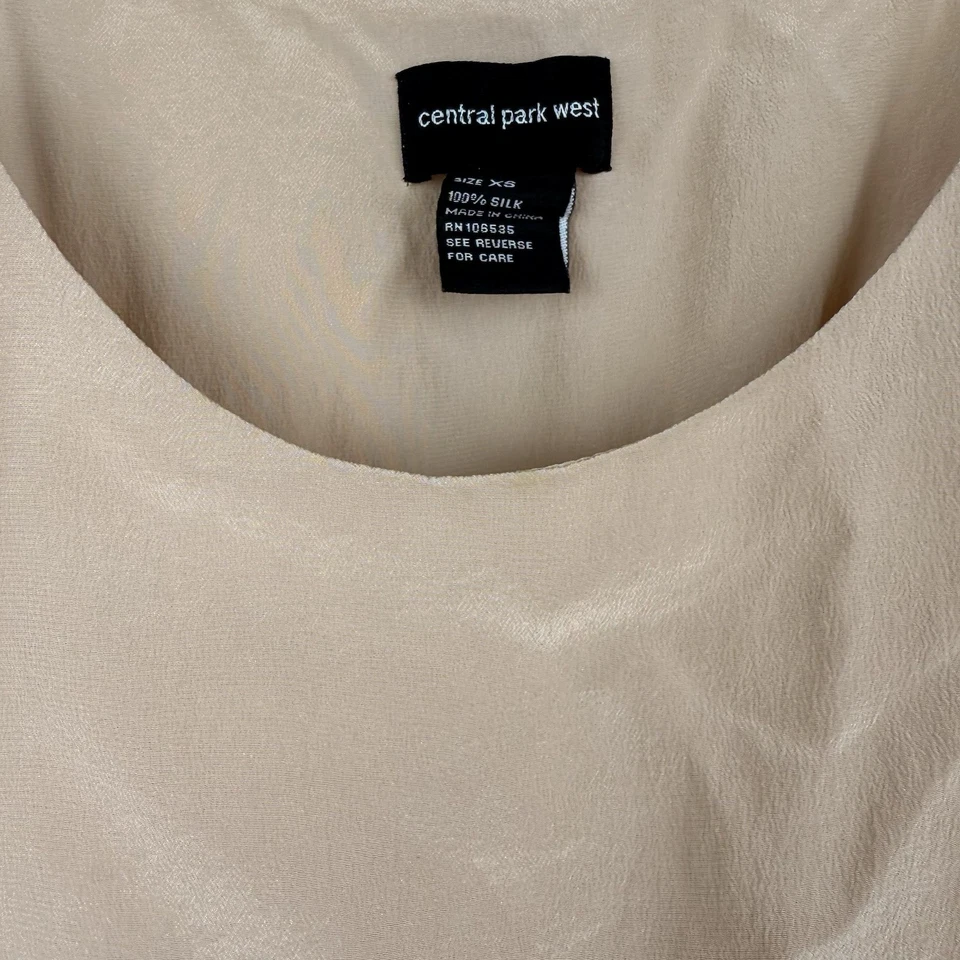 Camiseta sin mangas Central Park West para mujer talla XS camisola de seda beige con encaje dos niveles Foto 2 de 4