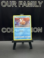 Carta Pokemon Magikarp 8/18 Common Detective Pikachu Holo 2019