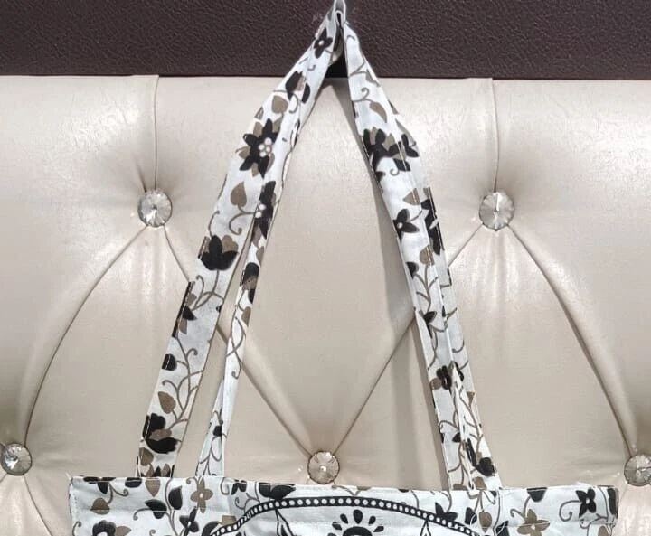 Hecho a mano Mandala Mujeres Bolso de hombro Bolso de mano Jhola Algodón Bolso Cartera Bolsas de algodón Foto 3 de 4