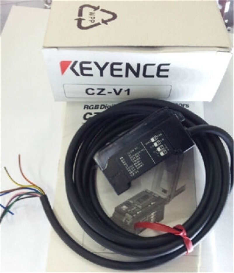 1PC Keyence CZ-V1 Color Code Sensor New In Box Expedited