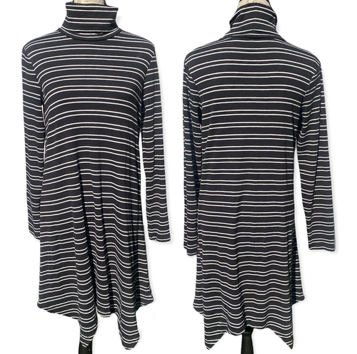 Mossimo Long Sleeve High Low Turtleneck 