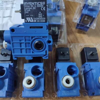 1 Pc. New Two-position Three-way NC Reversing Valve 5791500220 DC24V