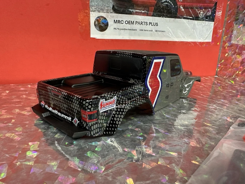 Axial Scx24 Body Set Painted Summit Special Edition SCX24 Jeep JT Gladiator - Image 2 of 4