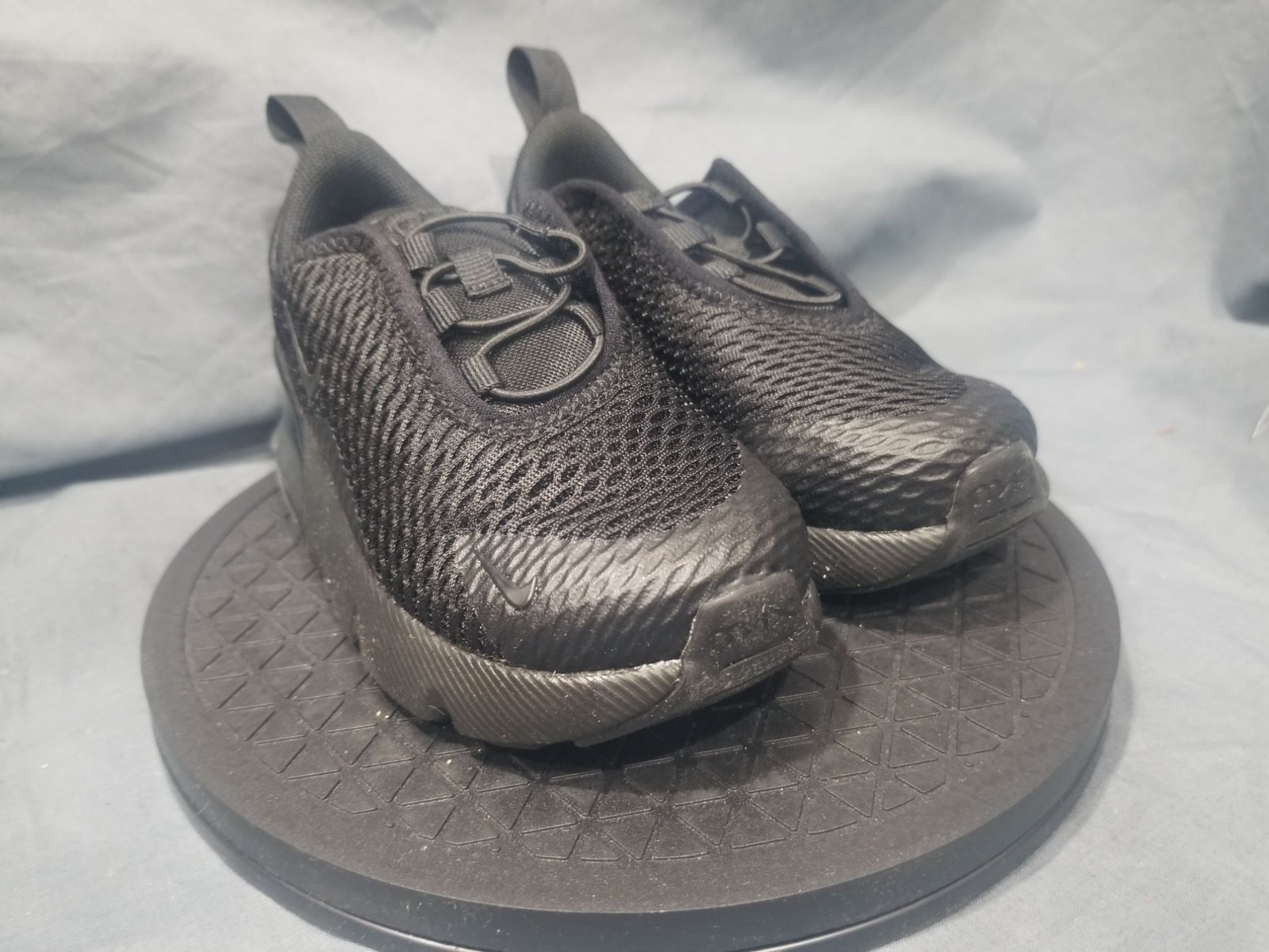 Nike Toddlers Air Max 270 (TD) Sneakers Black/Black  Size 8 NEW NO BOX!