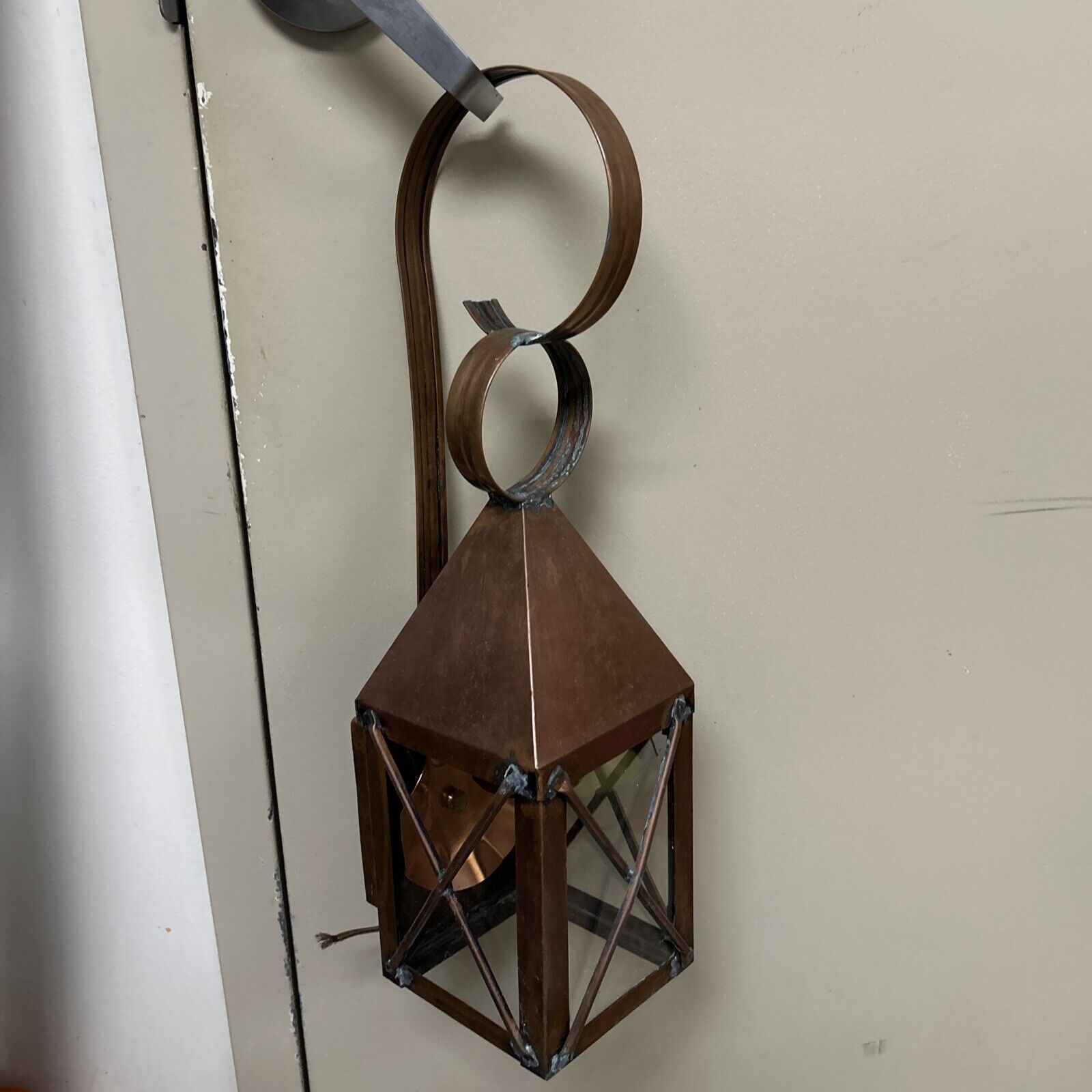 Picture 1 of 12