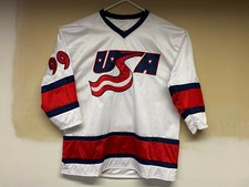 New Never Worn  99 USA XL Hockey Jersey