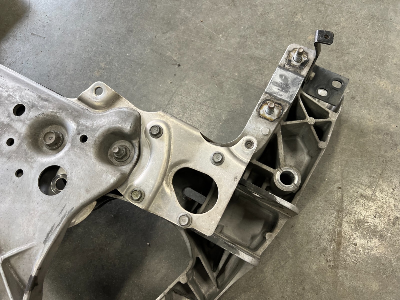 2009 2010 2011-2014 Nissan 370z Coupe Front Subframe Engine Cradle OEM ...