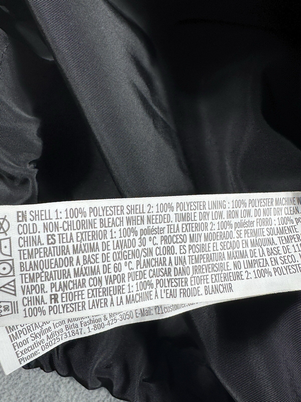 Stranger Things Pullover Women’s Medium Cropped W… - image 6