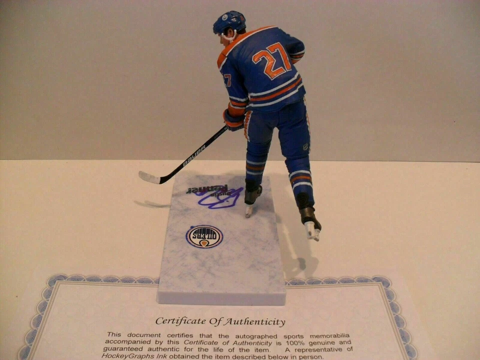 Дастин Пеннер с автографом Edmonton Oilers McFarlane сертификат подлинности ОЧЕНЬ ХОРОШИЙ АВТОГРАФ! - Изображение 2 из 4
