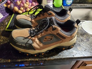 skechers composite toe memory foam