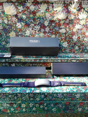 MUSE S Brain Sensing Headband Overnight Sleep Tracker & Meditation Headset -Used