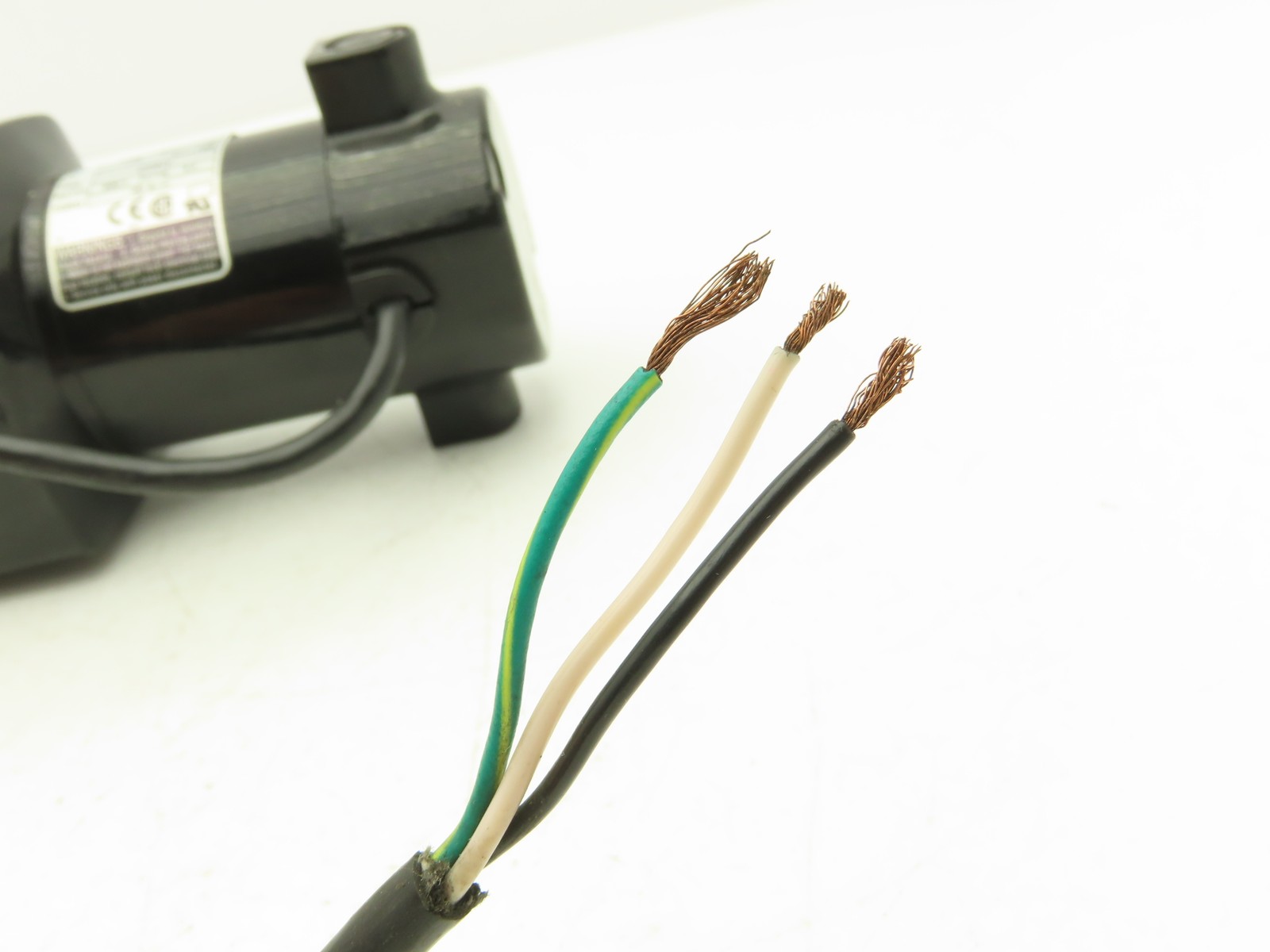 Bodine Electric 24A2BEPM-D5 Inline DC Gearmotor 300:1 Ratio 1/29Hp 8.3rpm 130VDC