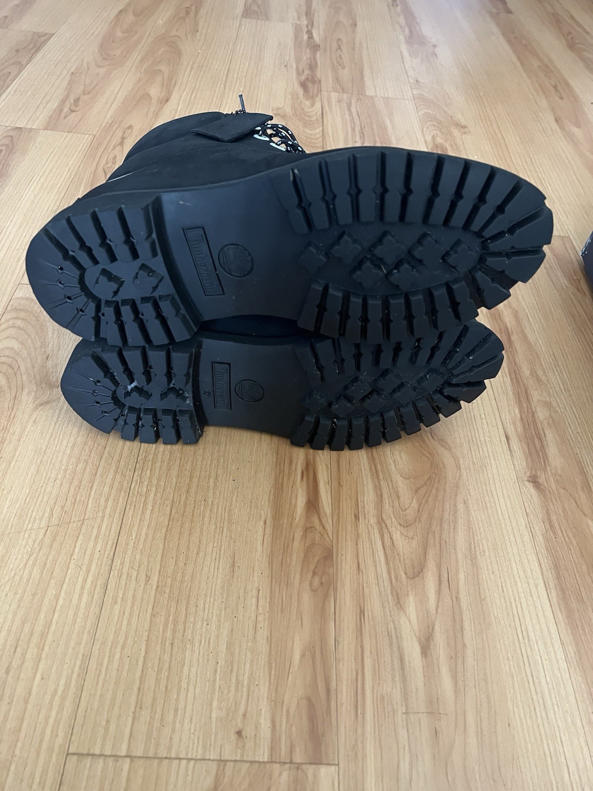 *RARE* Exclusive Release Timberland Men's 6 in Premium Waterproof Boots - Black image 4