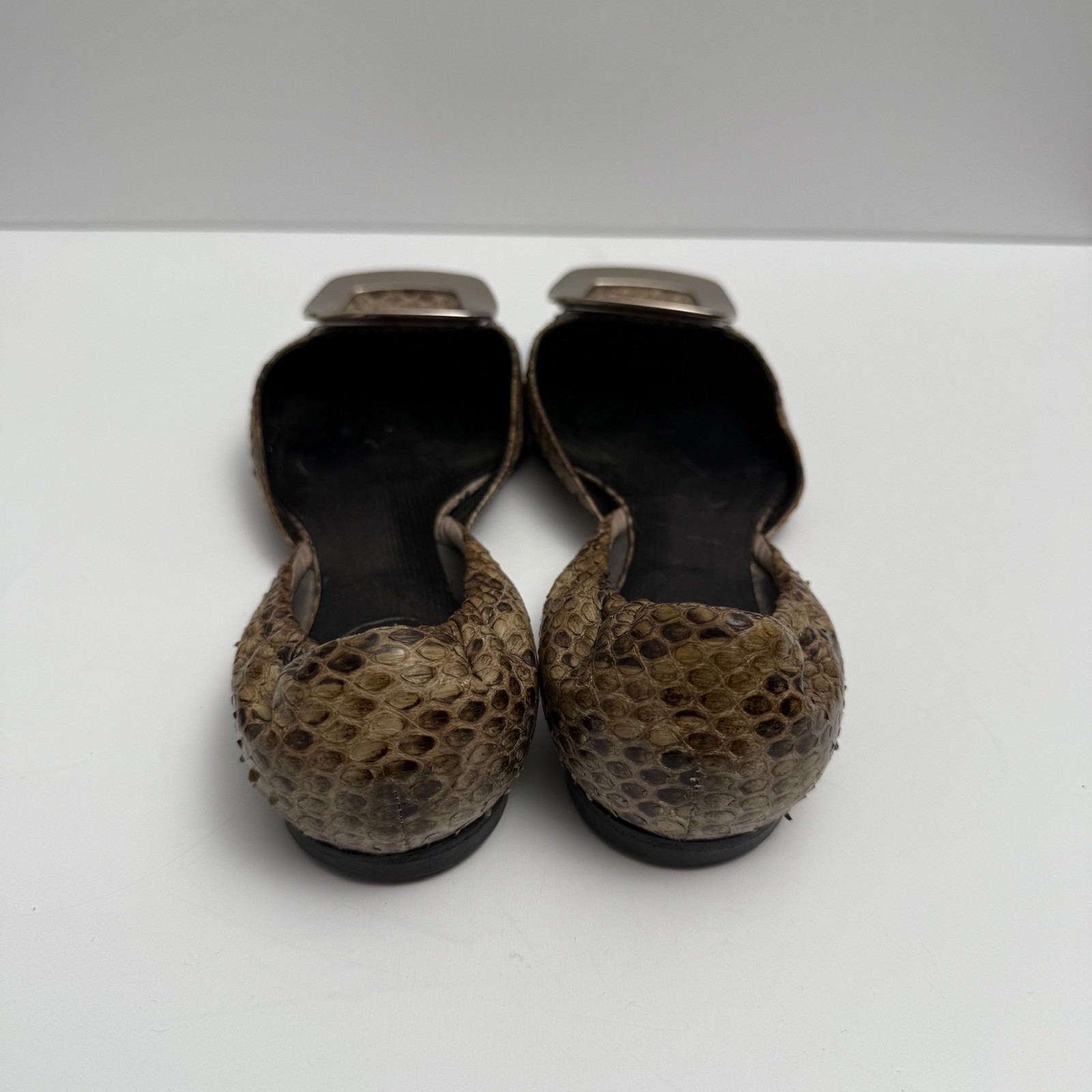 ROGER VIVIER CHIPS D'ORSAY BROWN PYTHON FLATS - image 4
