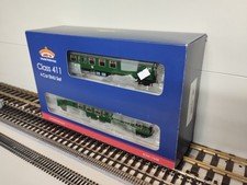 Bachmann 31-426 (OO) 4CEP EMU Multiple Unit No 7126 in Late SR Green.