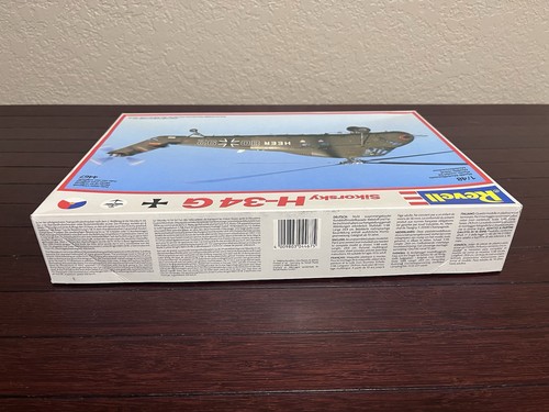 Revell - Sikorsky H-34G Model Kit #4467 - 1/48 Scale - Picture 8 of 8