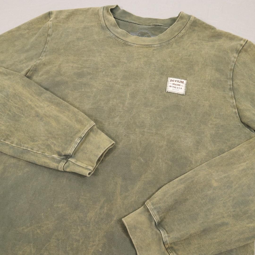Devium Shirt Mens Medium Green Garment Dyed Cotton Pullover Made USA Heavy
