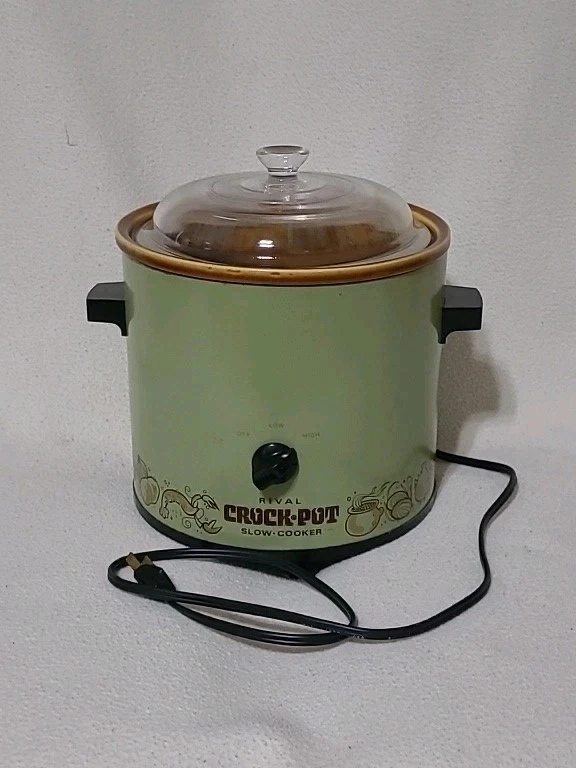 Vintage Rival Crock Pot Slow Cooker Avocado OGreen 1970s Works-Excellent Conditi
Opens in a new wind