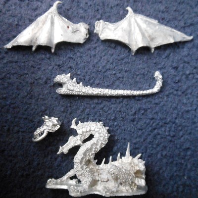 1988 DG2 Large Red Dungeons & Dragons Games Workshop Citadel Warhammer AD&D Wyrm