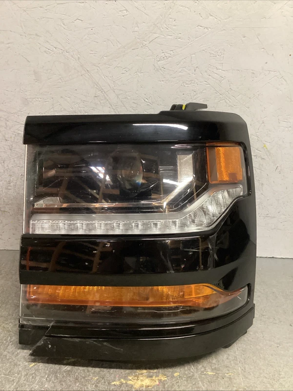 2016-2019 Chevrolet Silverado 1500 Left LH Driver Side Xenon HID Headlight OEM