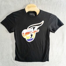 WNBA Indiana Fever Team Pride T Shirt Mens Medium NBA Basketball