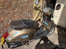 Vespa GTS 125cc low mileage 2011 with Datatool tracker
