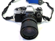 OLYMPUS Camera OM10 w/ACCESS P-MC 35-70mm 2.5-3.5 MACRO ZOOM LENS, PARTS/ REPAIR