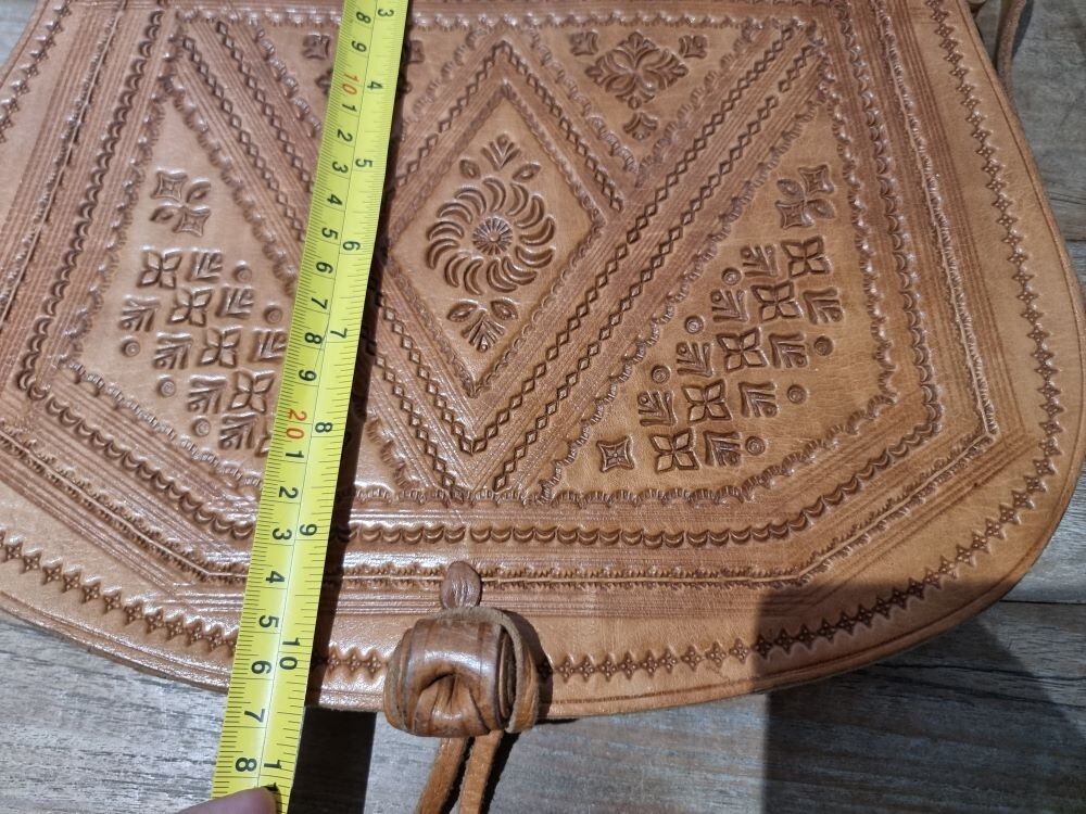 Picture 8 of 12
