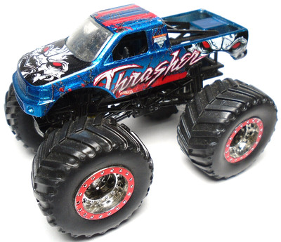 HOT WHEELS MONSTER JAM THRASHER BLUE 1:64 DIECAST 3 1/2'' TRUCK W/ SPECTRAFLAME