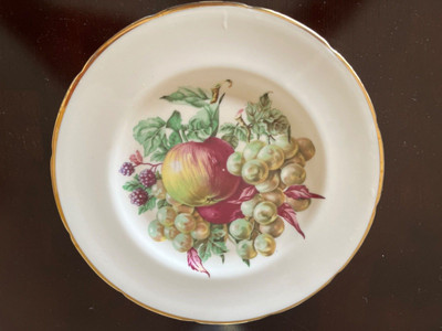 regency bone china plate 7.5 inches fruit pattern good condition 
