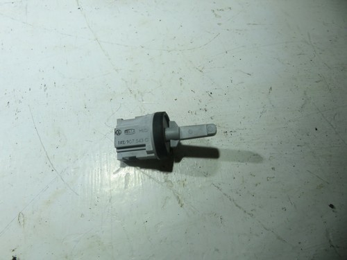 AUDI A3 2.0 TDI S LINE 2012- HEATER CLIMATE TEMPERATURE SENSOR P/N :1K0907543G - Picture 2 of 3