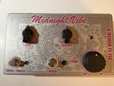 R Weaver FX USA Midnight Vibe Analog Chorus P...